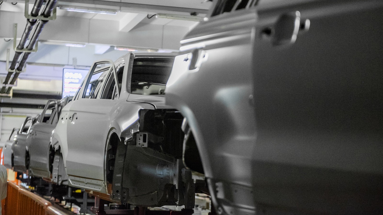 БЕЛДЖИ и конвейер Geely: как построить европейский автомобильный завод с чистого листа