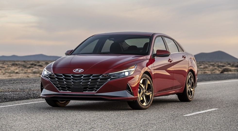 Новая Elantra появится в РФ, несмотря на скромные результаты прежнего седана (теперь АИ-92)