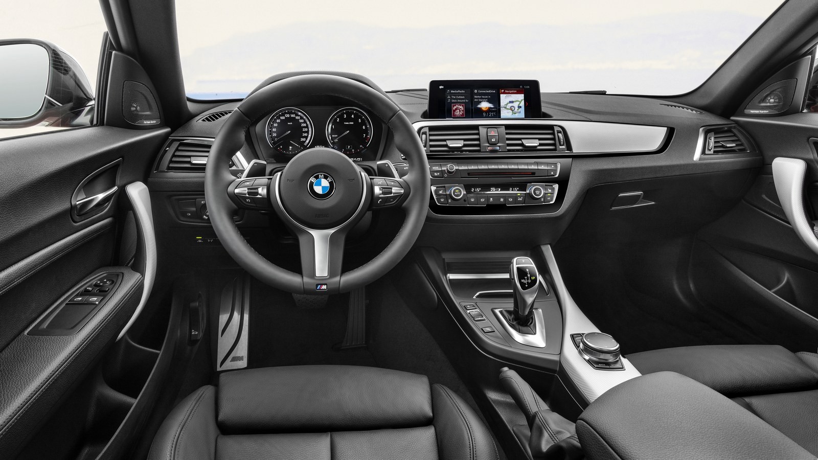 P90258109_highRes_the-new-bmw-2-series