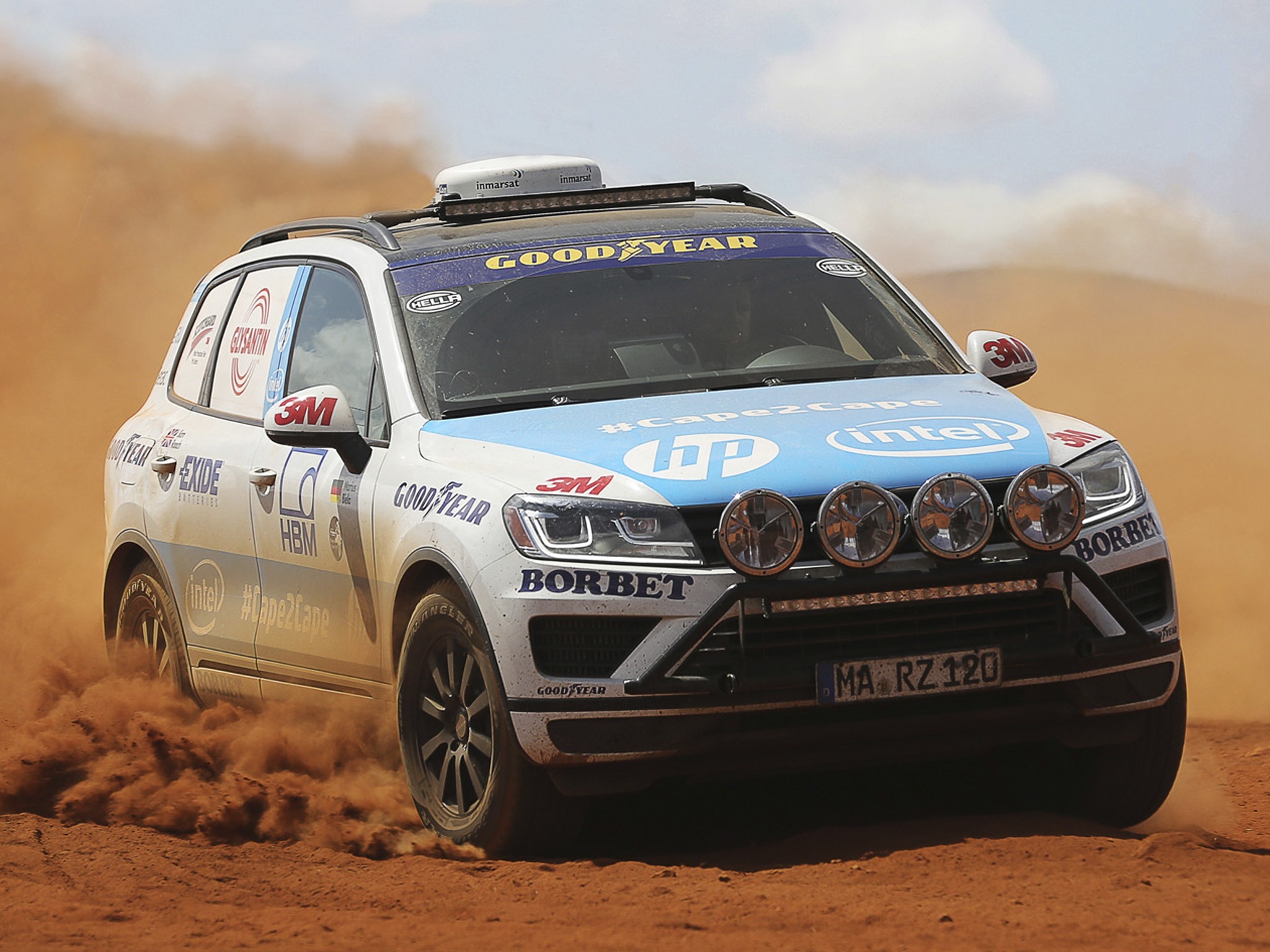 Volkswagen Touareg покорит два континента всего за 10 дней