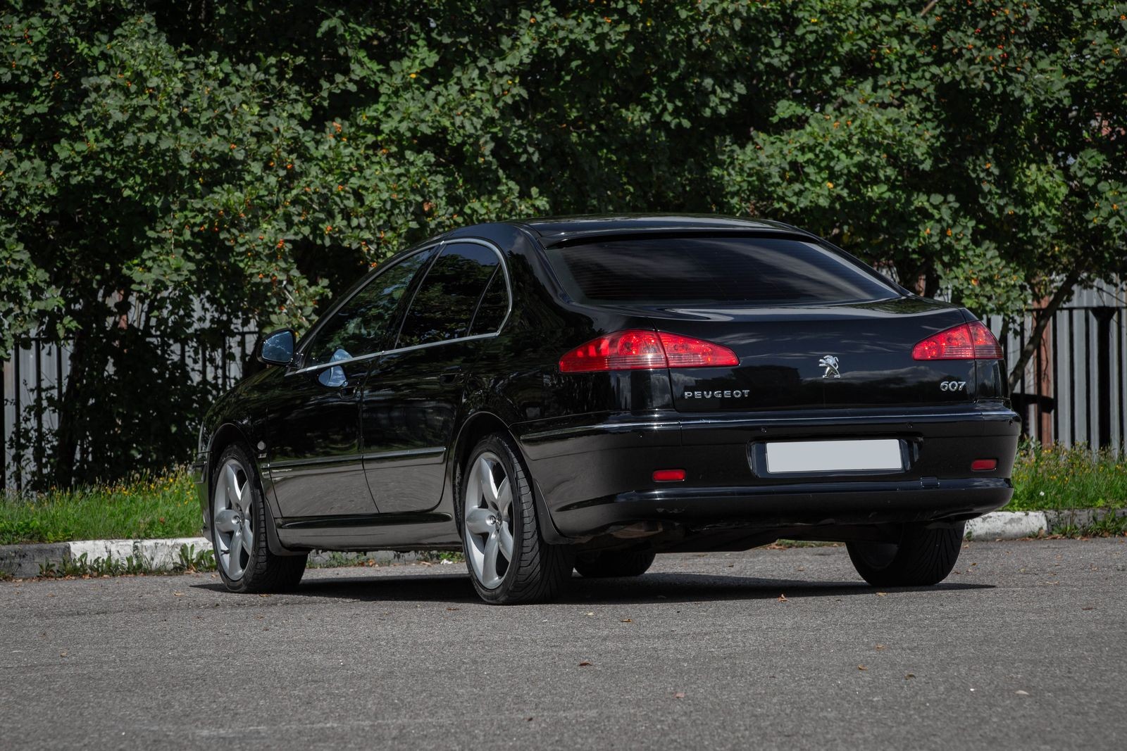 Peugeot 607 с пробегом: близкие к идеалу моторы и АКП и пара странностей в  подвеске | Курский автомобильный портал NewAuto46.ru