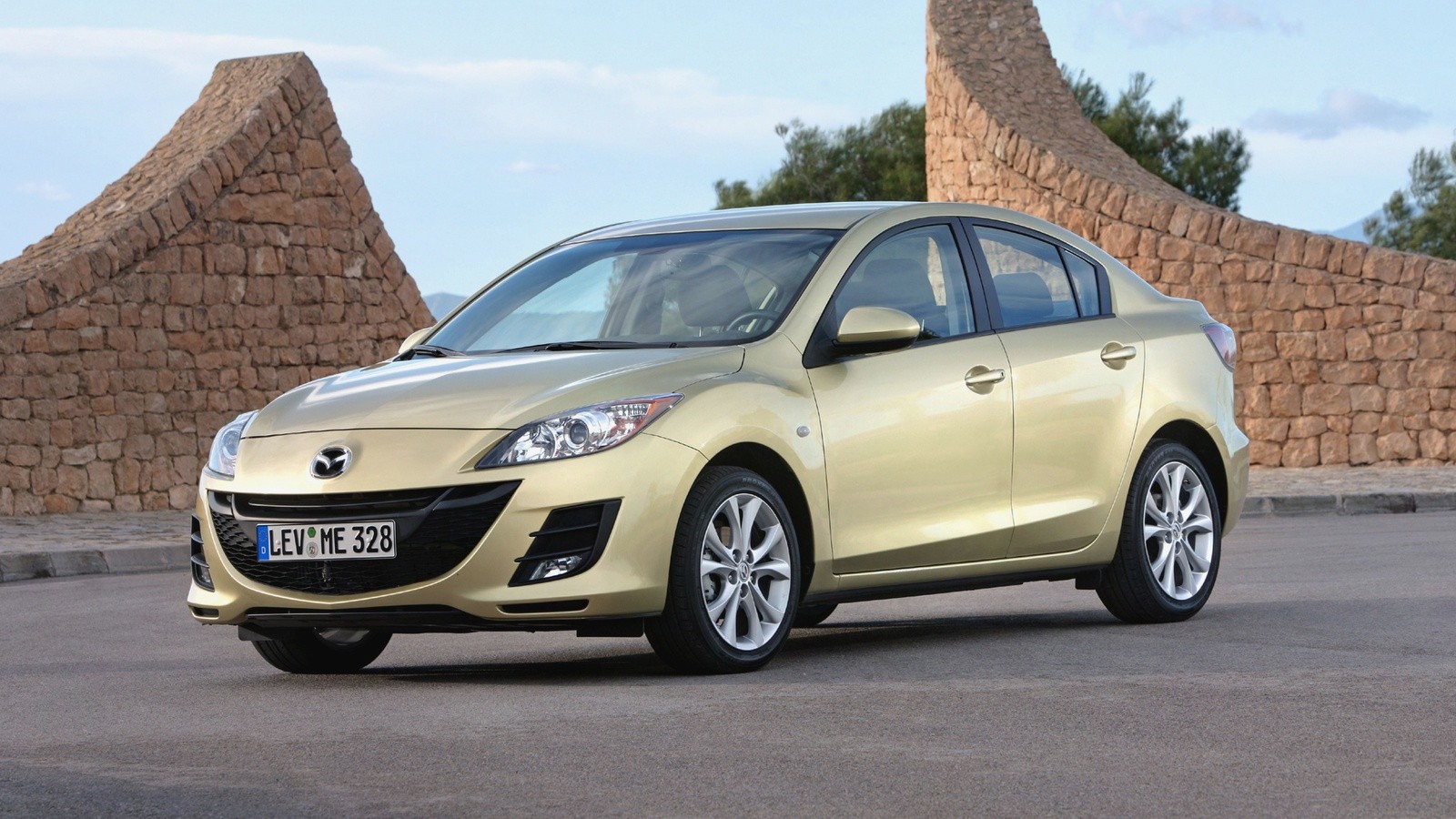 На фото: Mazda3 '2009–11