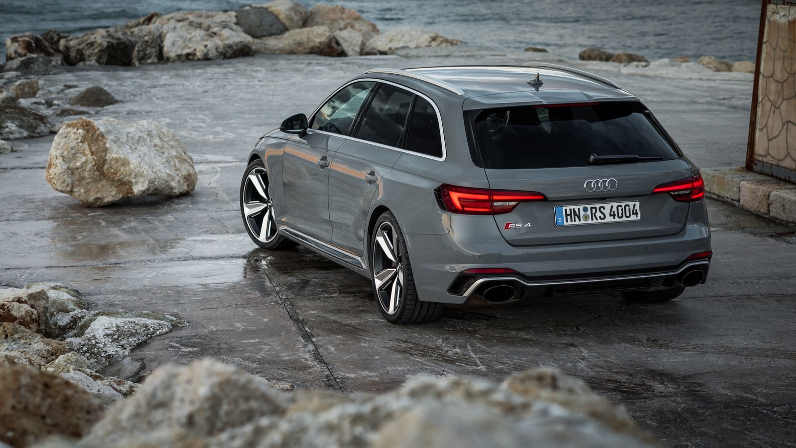audi_rs_4_avant_856