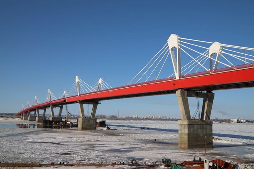 Автомобильный мост из России в Китай достроили, но для легковых машин откроют в 2021 году