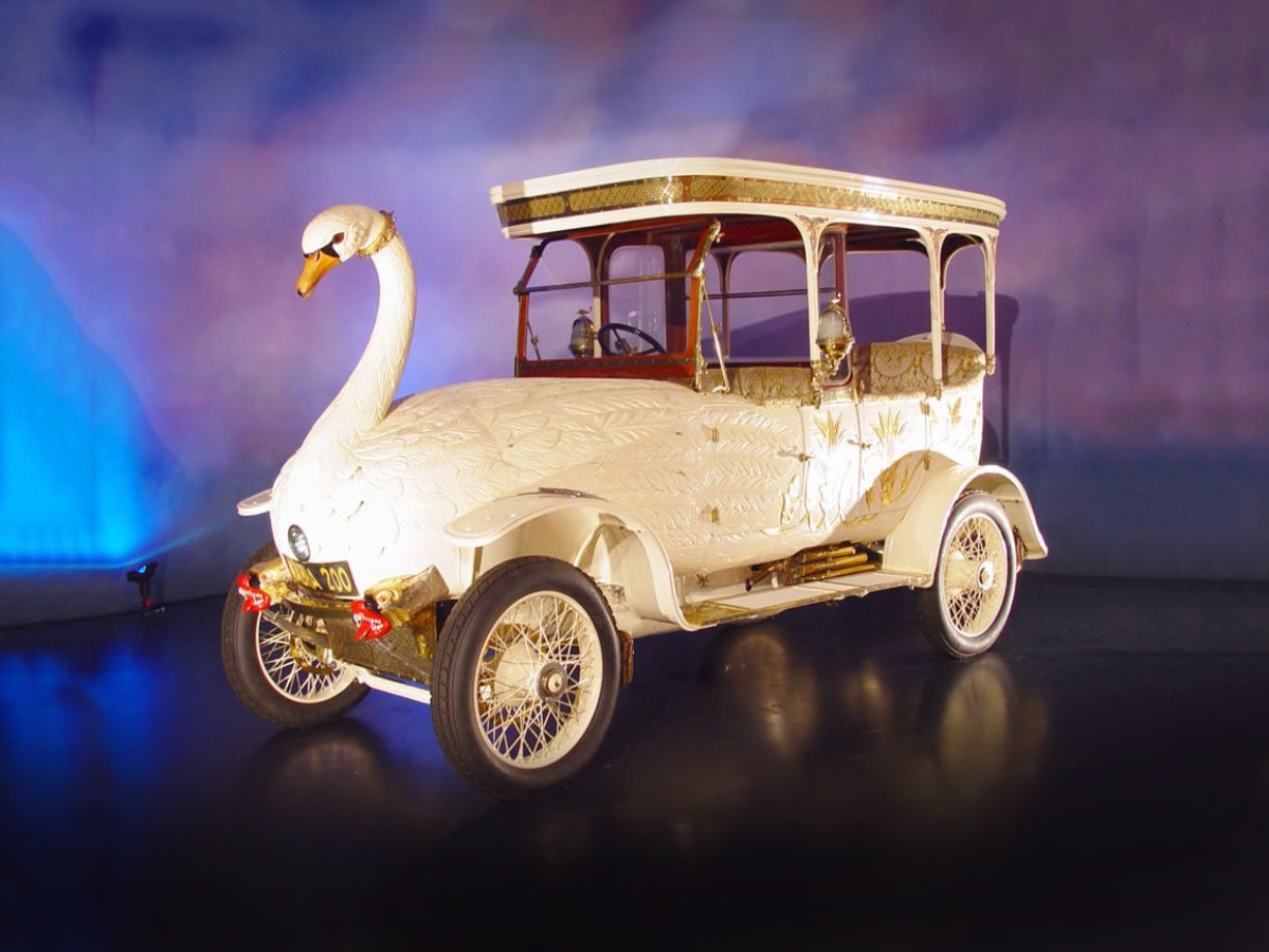 Каков сан, таков и помёт: как был построен Brooke 25/30 HP Swan Car и чем он всех шокировал