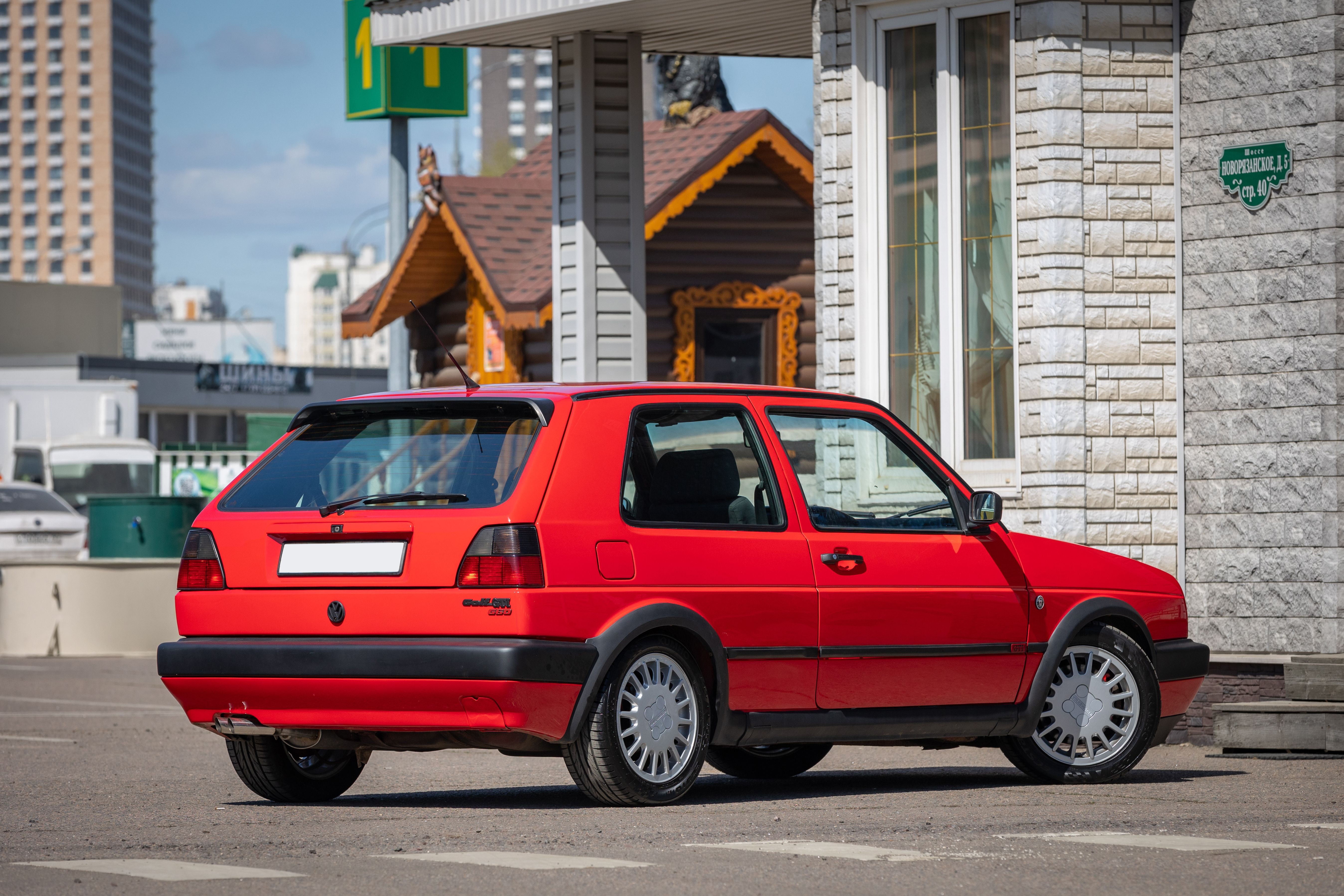 Volkswagen Golf GTI 2 поколения