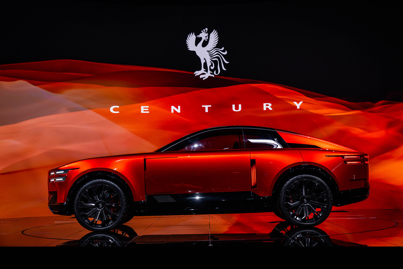 Toyota пообещала кросс-купе Century двигатель внутреннего сгорания