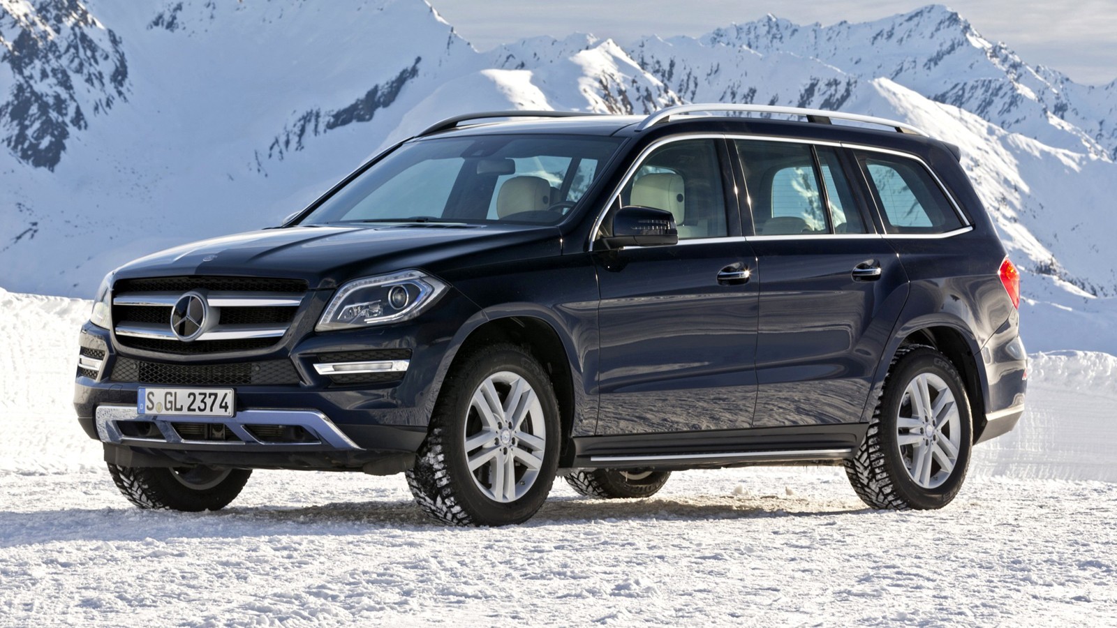 На фото: Mercedes-Benz GL-Class