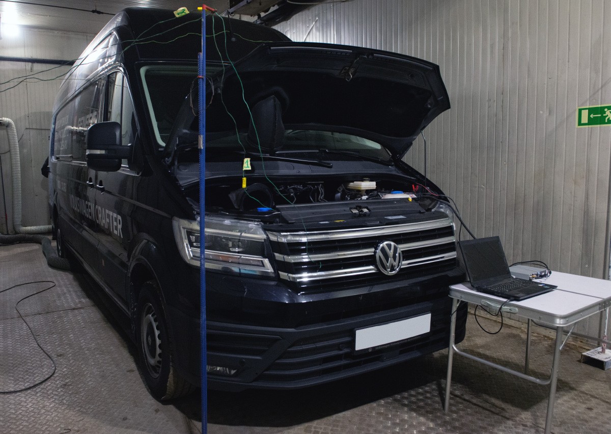 Volkswagen Crafter и масло LUKOIL в морозильной камере: испытания экстремальным холодом