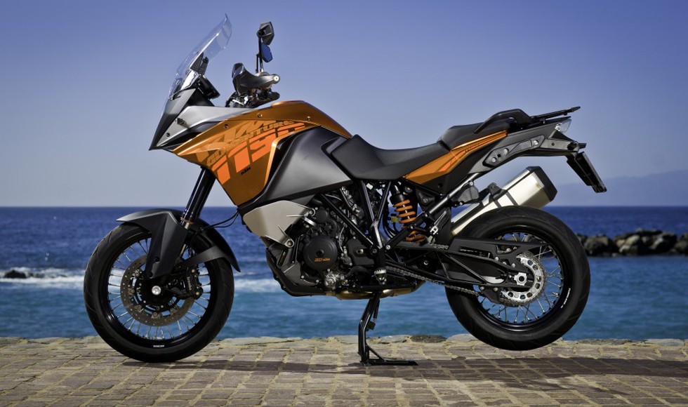 На фото: KTM Adventure