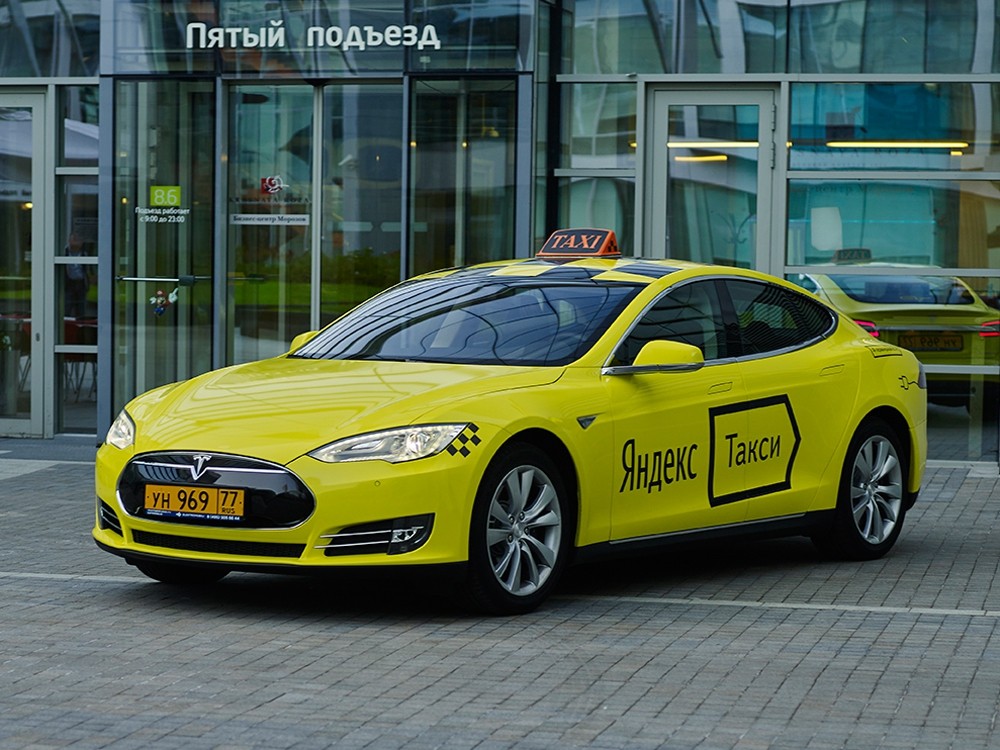 Машина для такси в 2024 году. Тесла такси Сочи. Машина "такси". Автомобиль «такси».