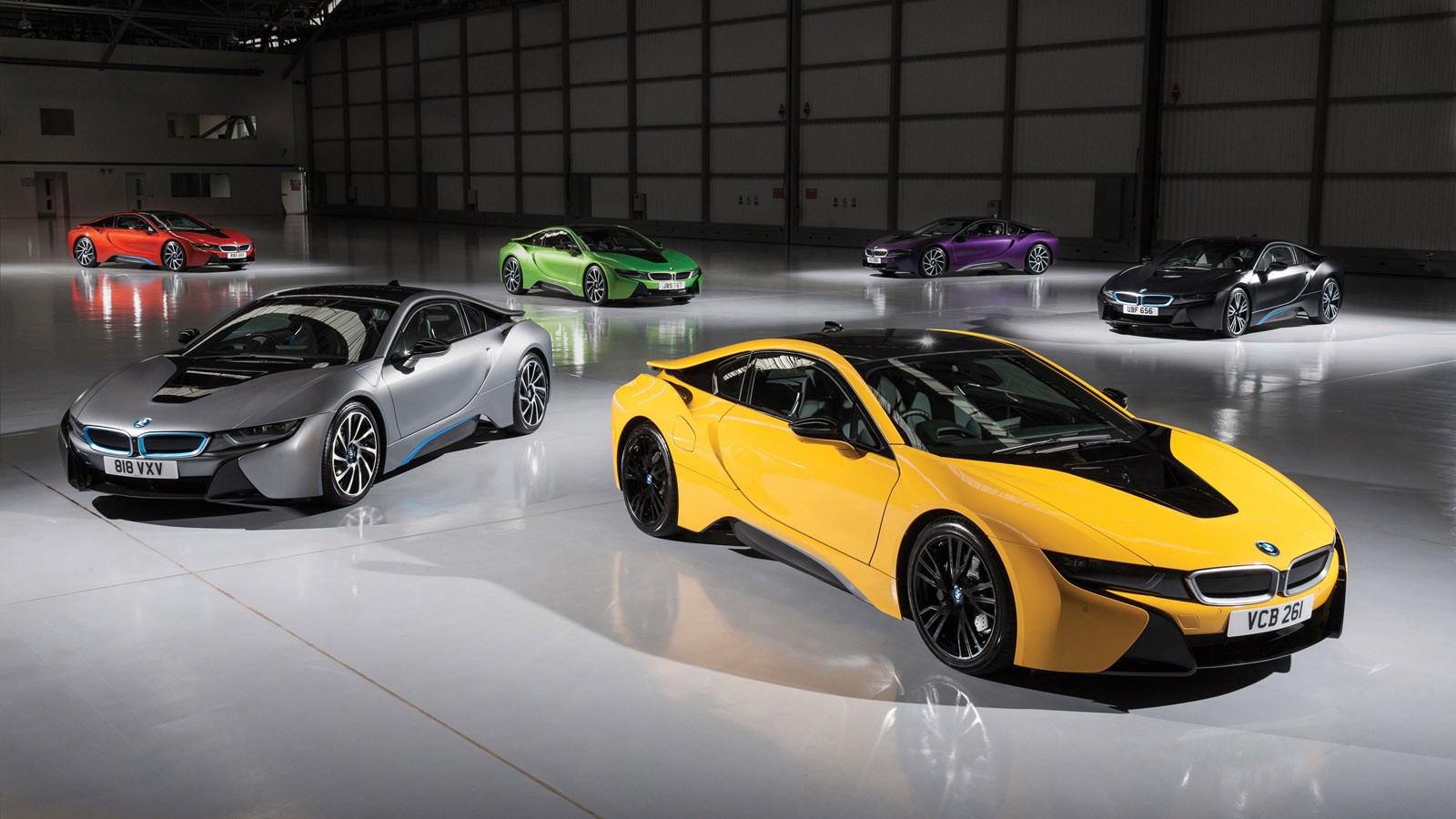 На фото: BMW i8
