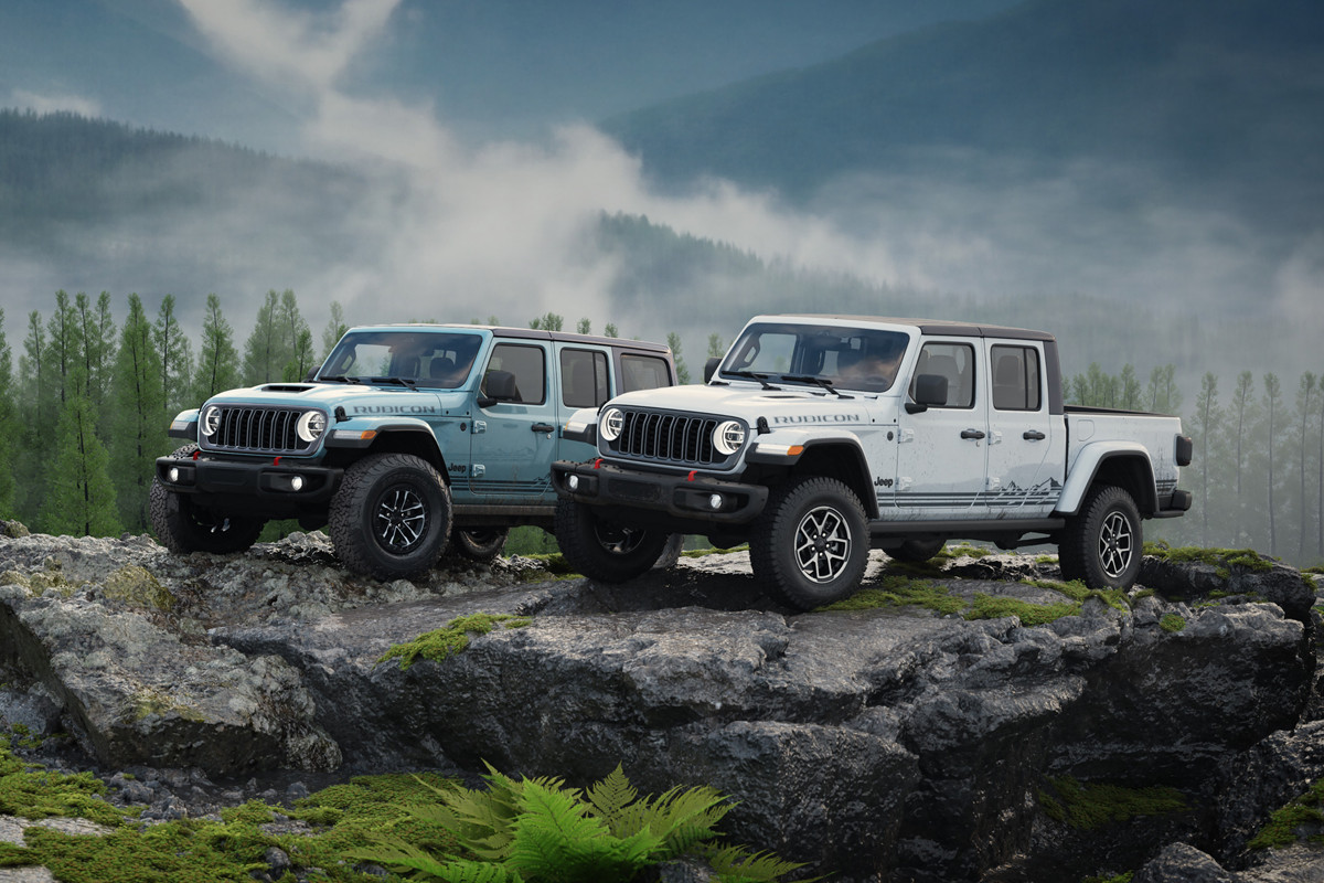 Салон спецверсий Jeep Wrangler и Gladiator Rockslide одели в джинсы