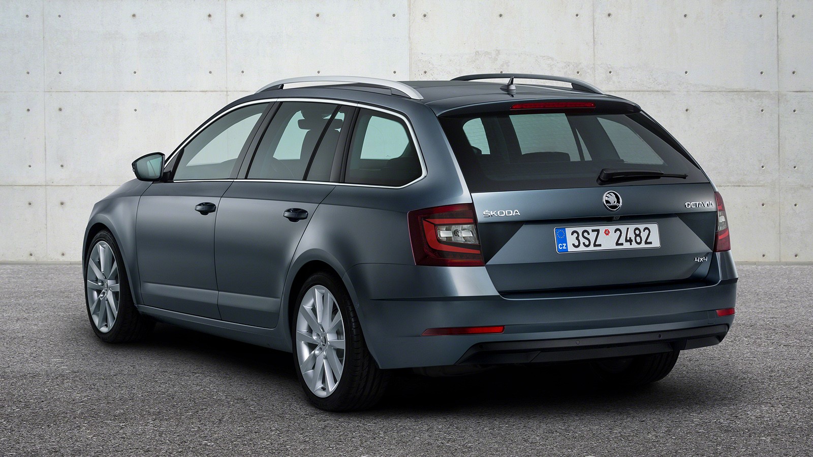 161027-SKODA-OCTAVIA-COMBI-04 (2)