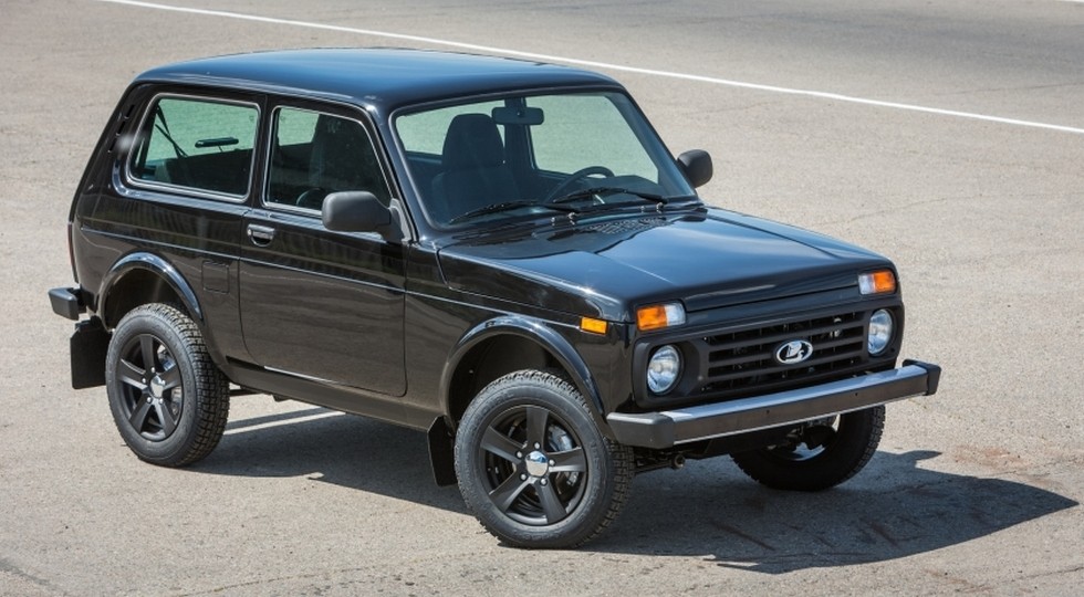 На фото: Lada 4x4 Black Edition