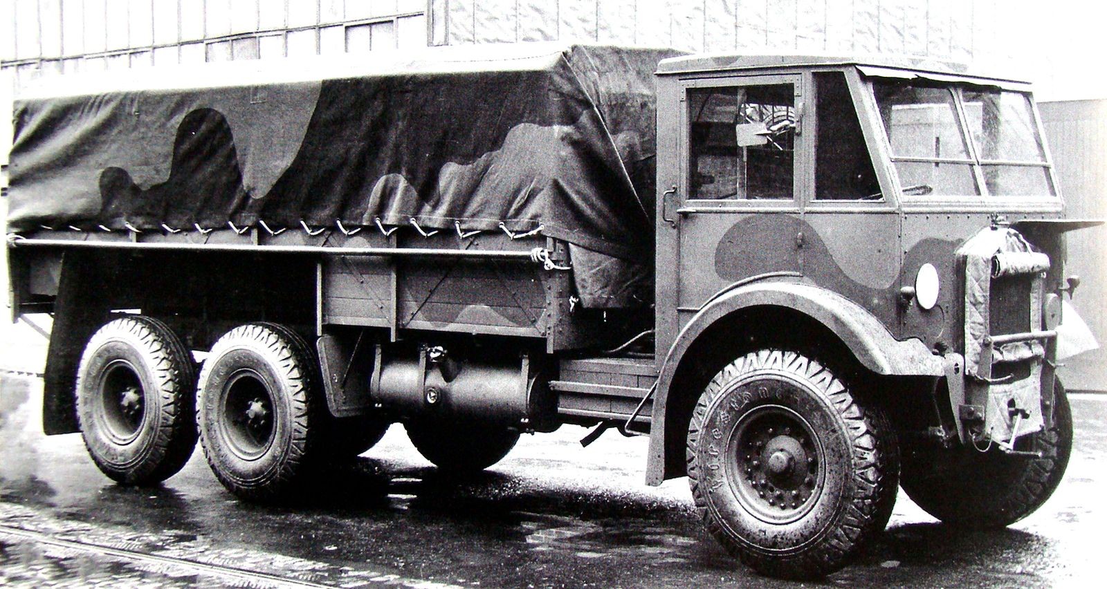 Model W.O.T. 8, Британский грузовой автомобиль ІІ МВ купить в Москве