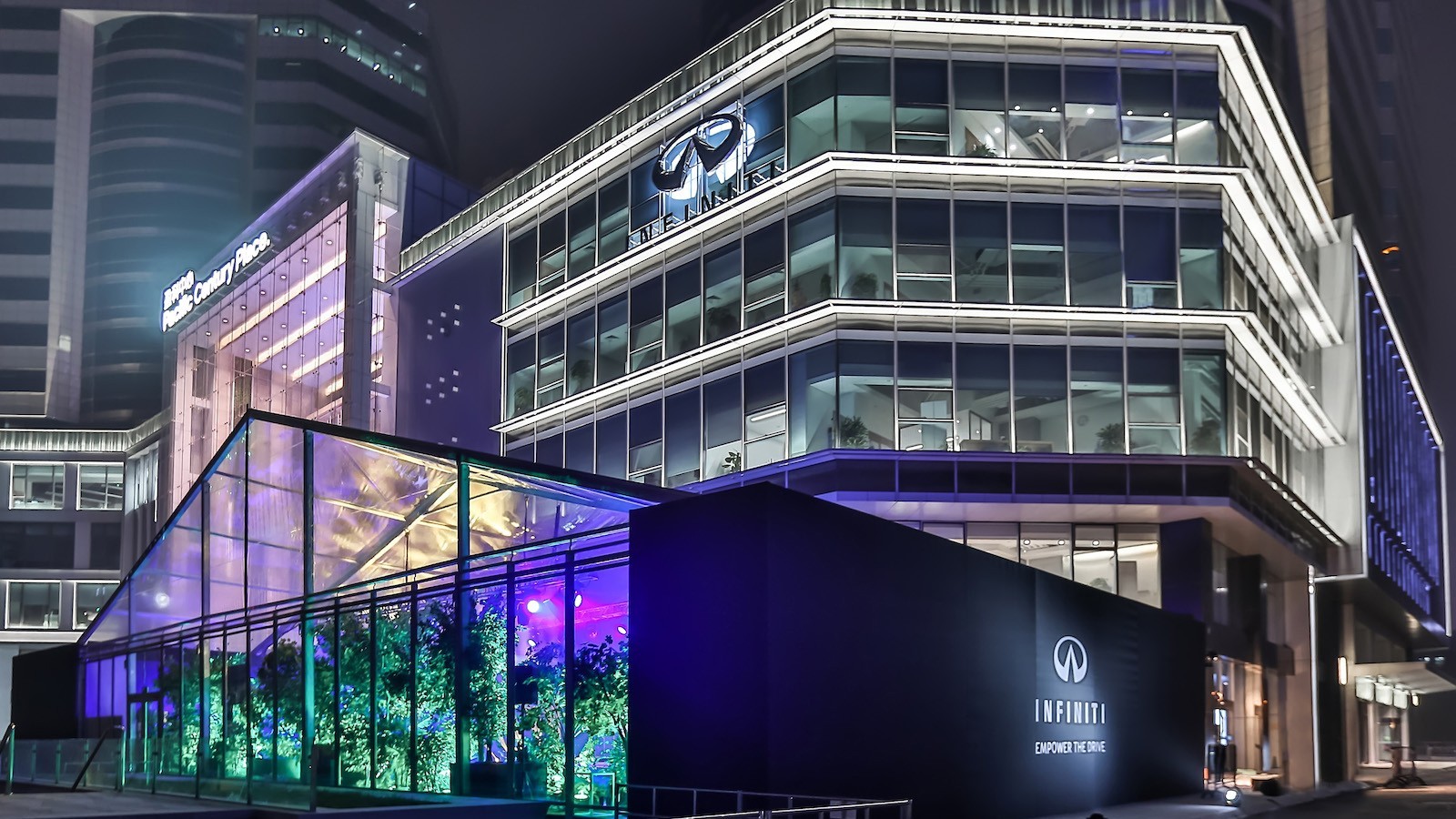 First INFINITI Brand Experience Center opens in China