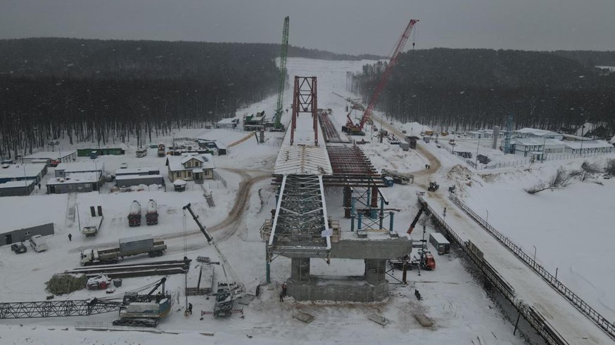 Дорога от Москвы до Казани: продолжается строительство моста через Волгу