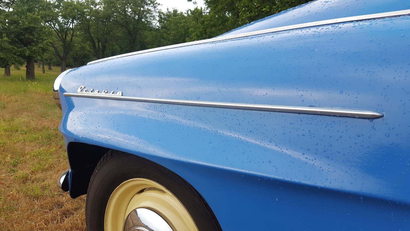 Хруст шестерен и груды кирпичей: тест-драйв Skoda Octavia 1962 года