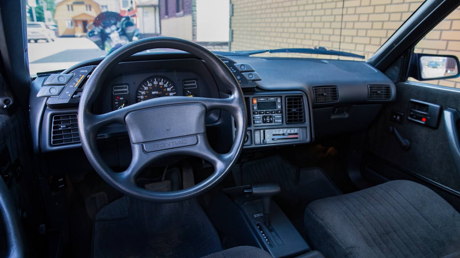 Сто тысяч рублей и 34 тысячи километров: опыт владения Pontiac Sunbird 1994 года