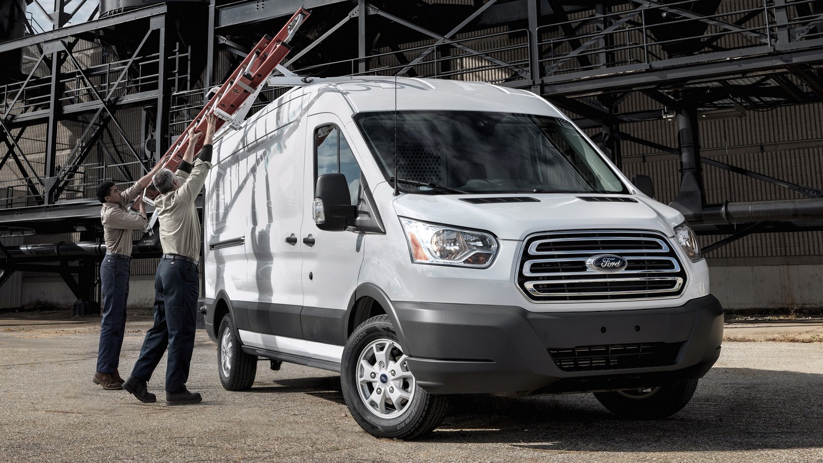 На фото: Ford Transit