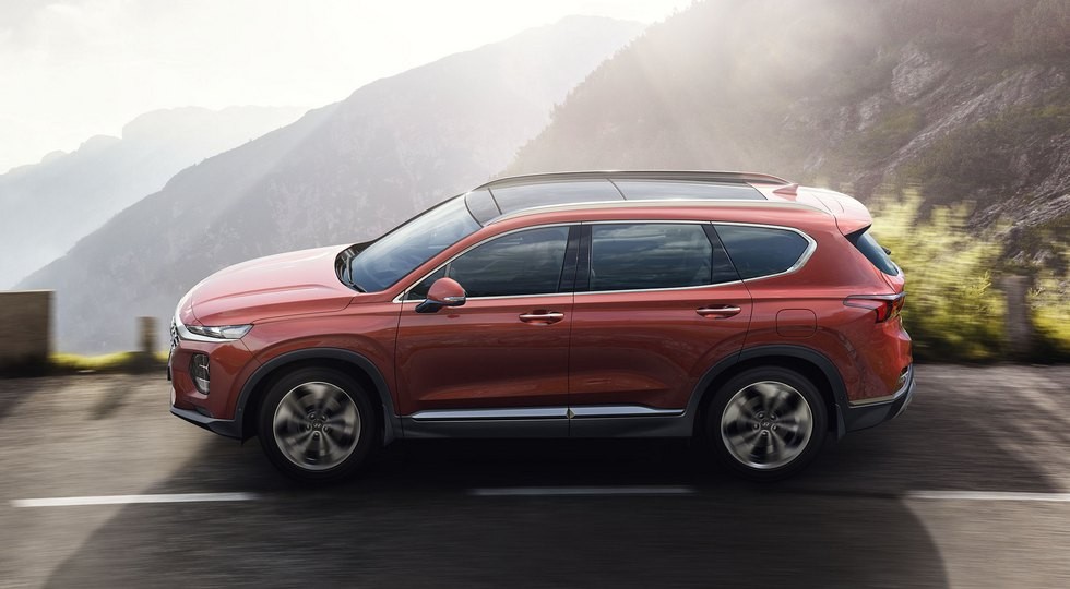 На фото: новый Hyundai Santa Fe для Европы