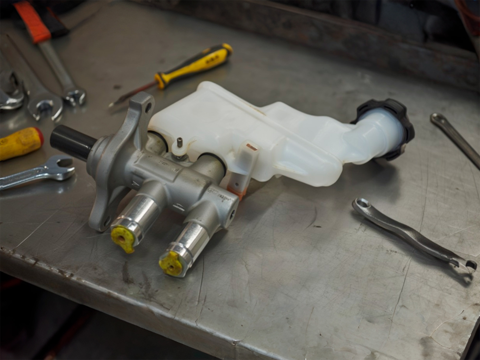 Колдун низкой квалификации: зачем нужен и как устроен ограничитель давления задних тормозов