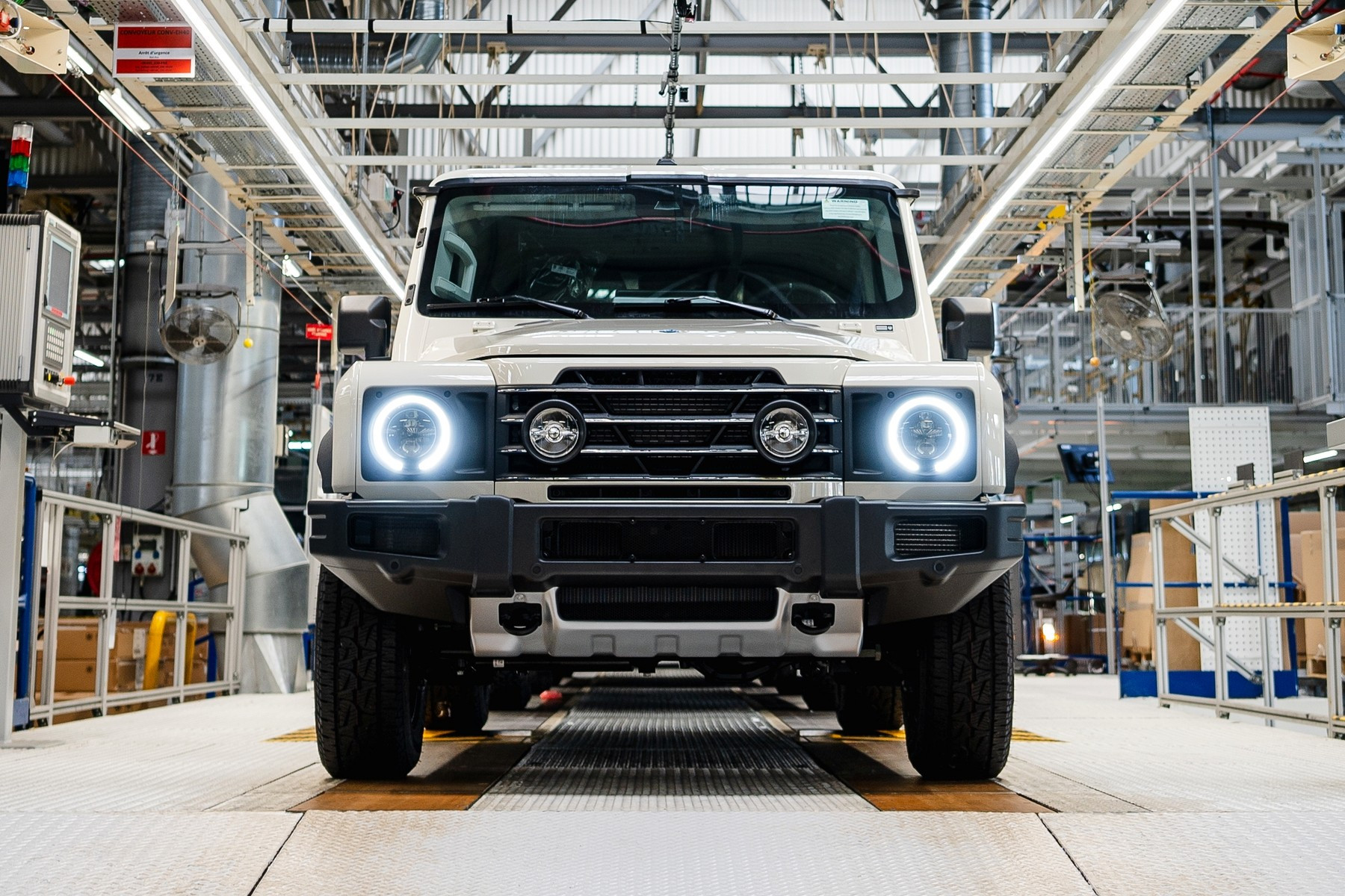 Свято место пусто не бывает: Ineos готовит замену уходящему с рынка Suzuki  Jimny - КОЛЕСА.ру – автомобильный журнал