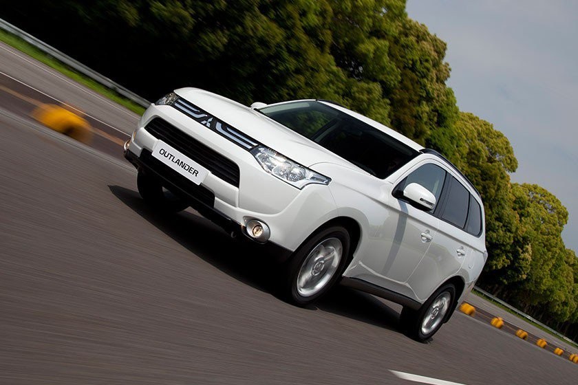Mitsubishi Outlander завоевывает доверие наших соотечественников