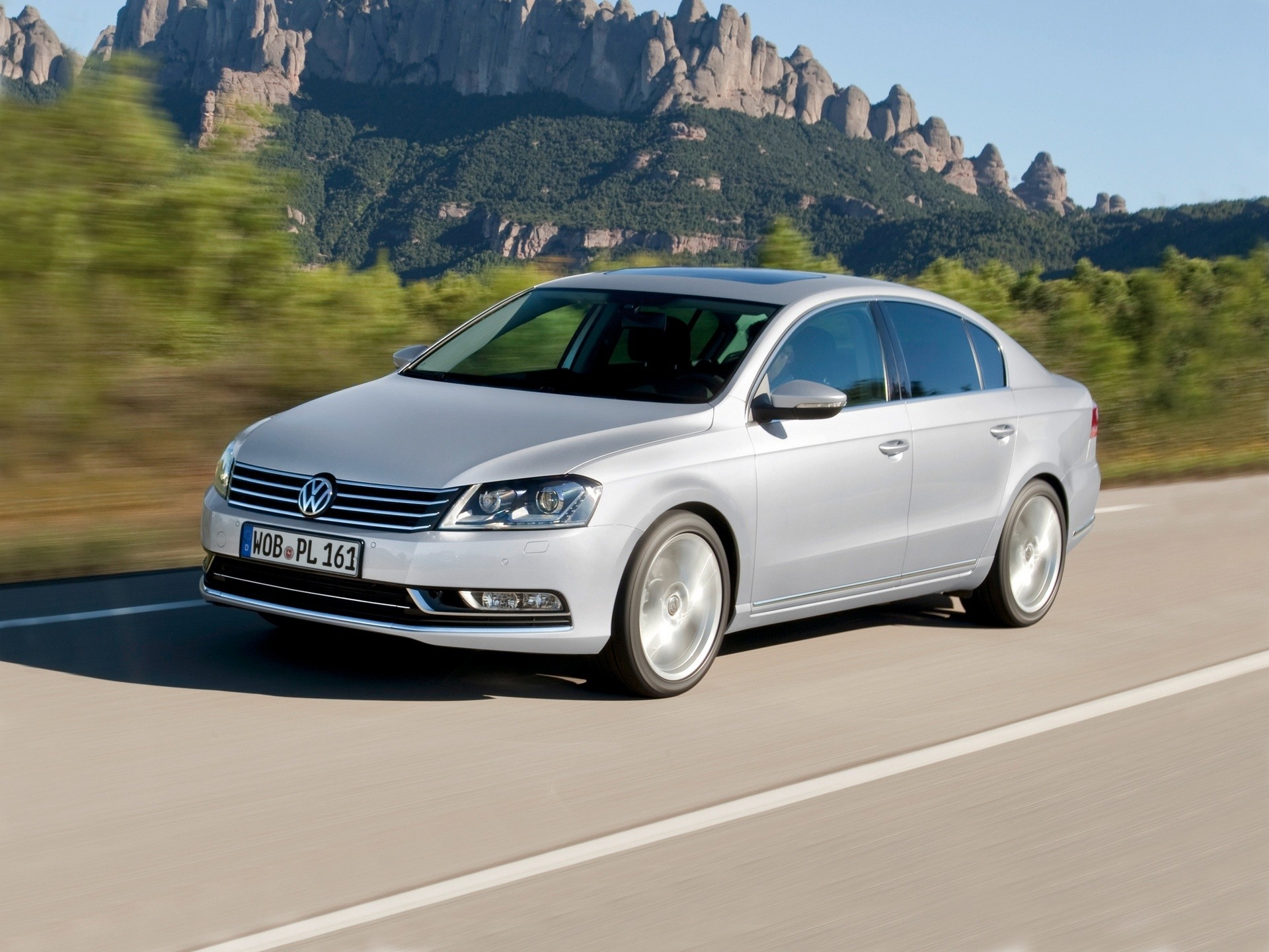 Универсал Volkswagen Passat Variant – скорость, практичность, надежность