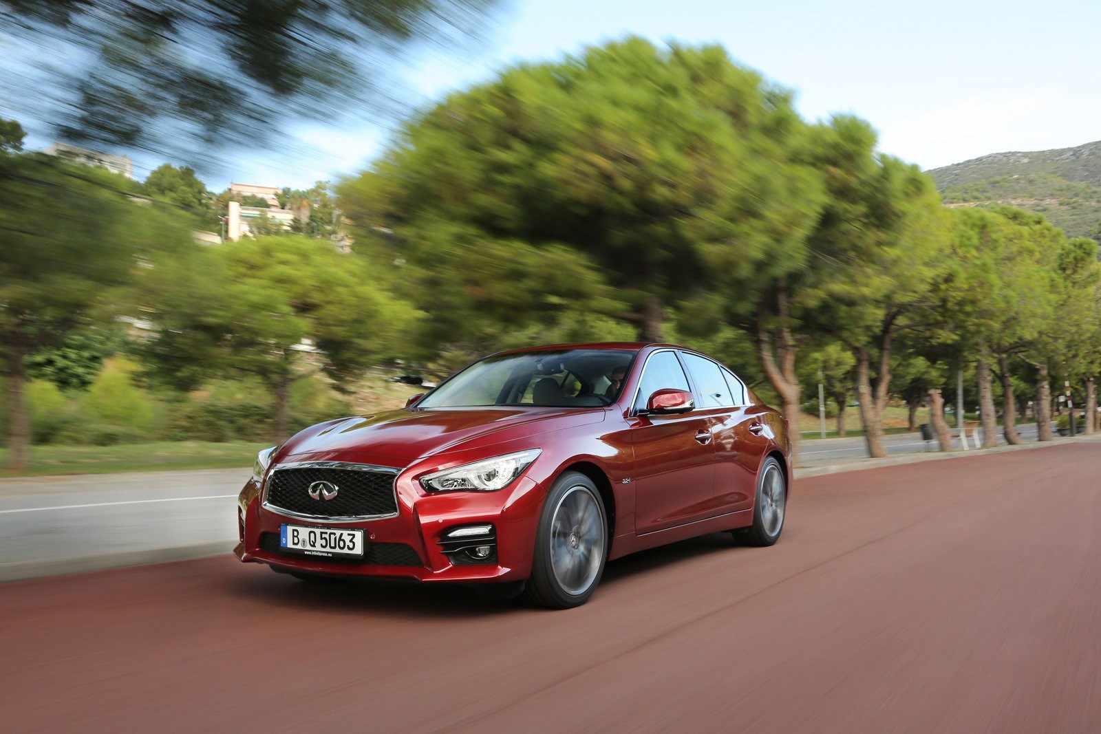 Infiniti q50 мотор от mercedes