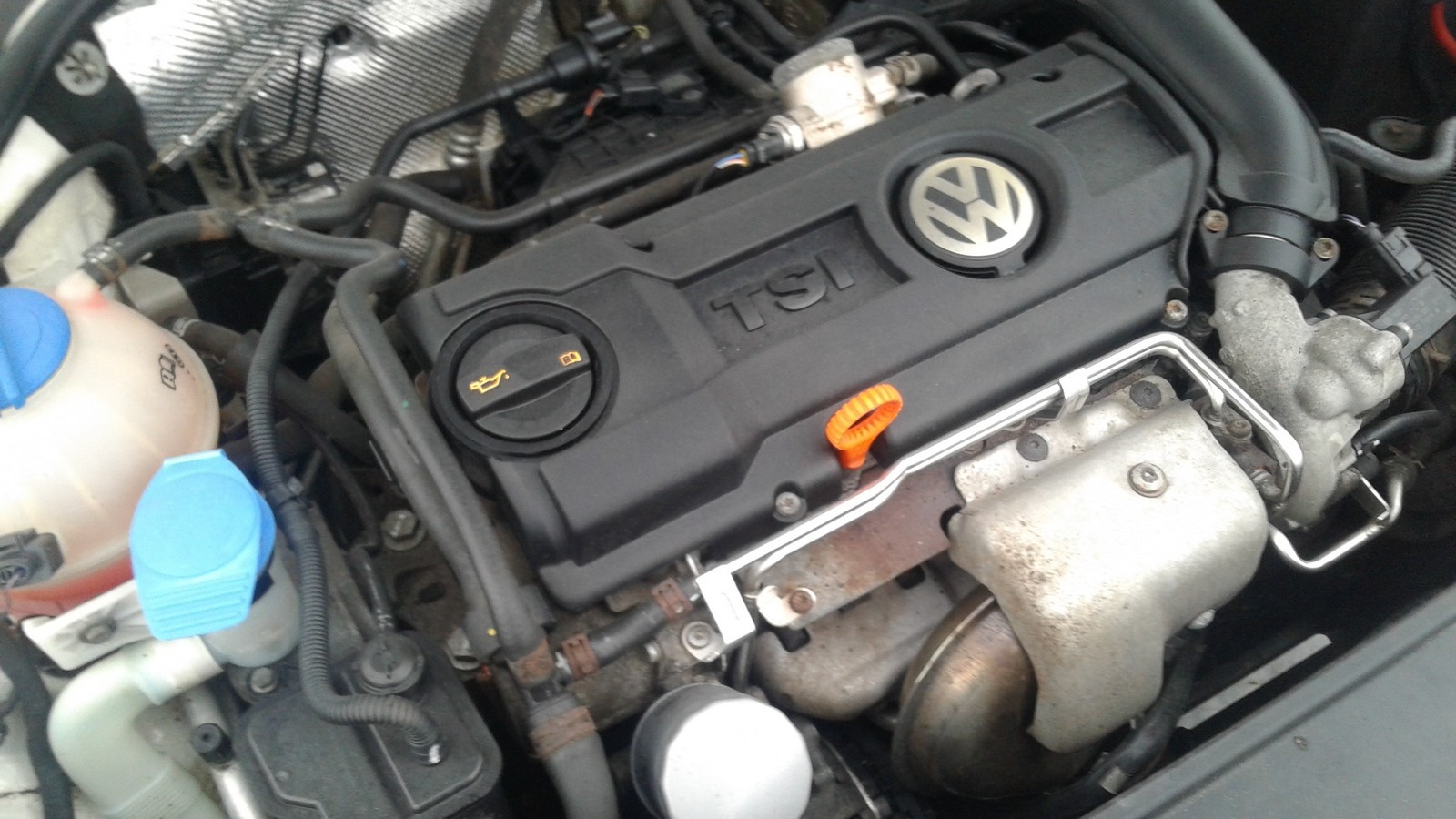 Volkswagen Jetta VI двигатель (1)