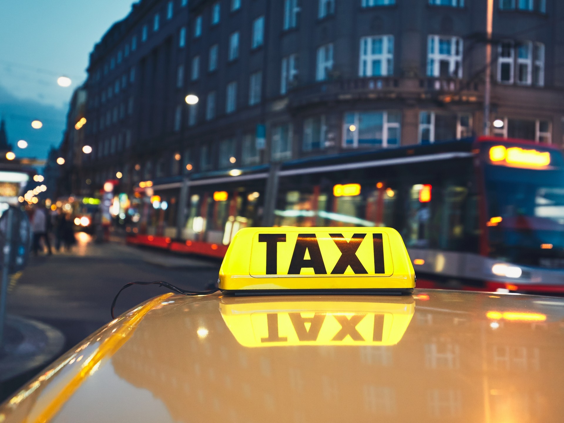 Будущее мира такси: что крупнейшие агрегаторы ответили на вопросы таксистов