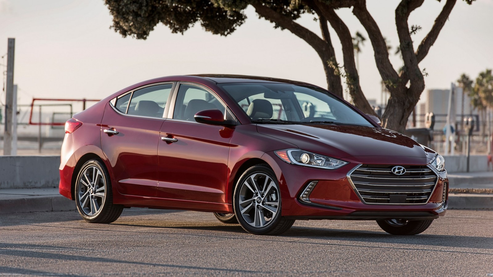 Hyundai Elantra Sedan (стандартная версия)
