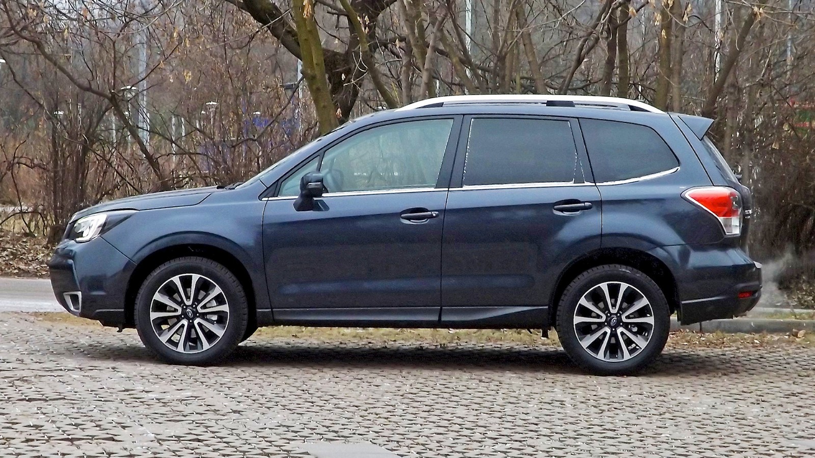 Значок subaru forester