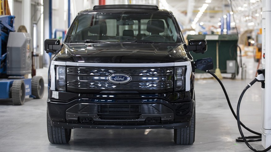 Ford планирует потратить миллиарды долларов на производство электромобилей