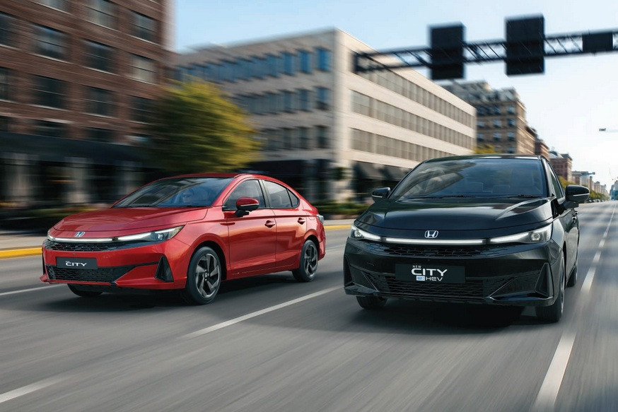 Бюджетные седан и хэтчбек Honda City: второй рестайлинг на фоне снижения спроса