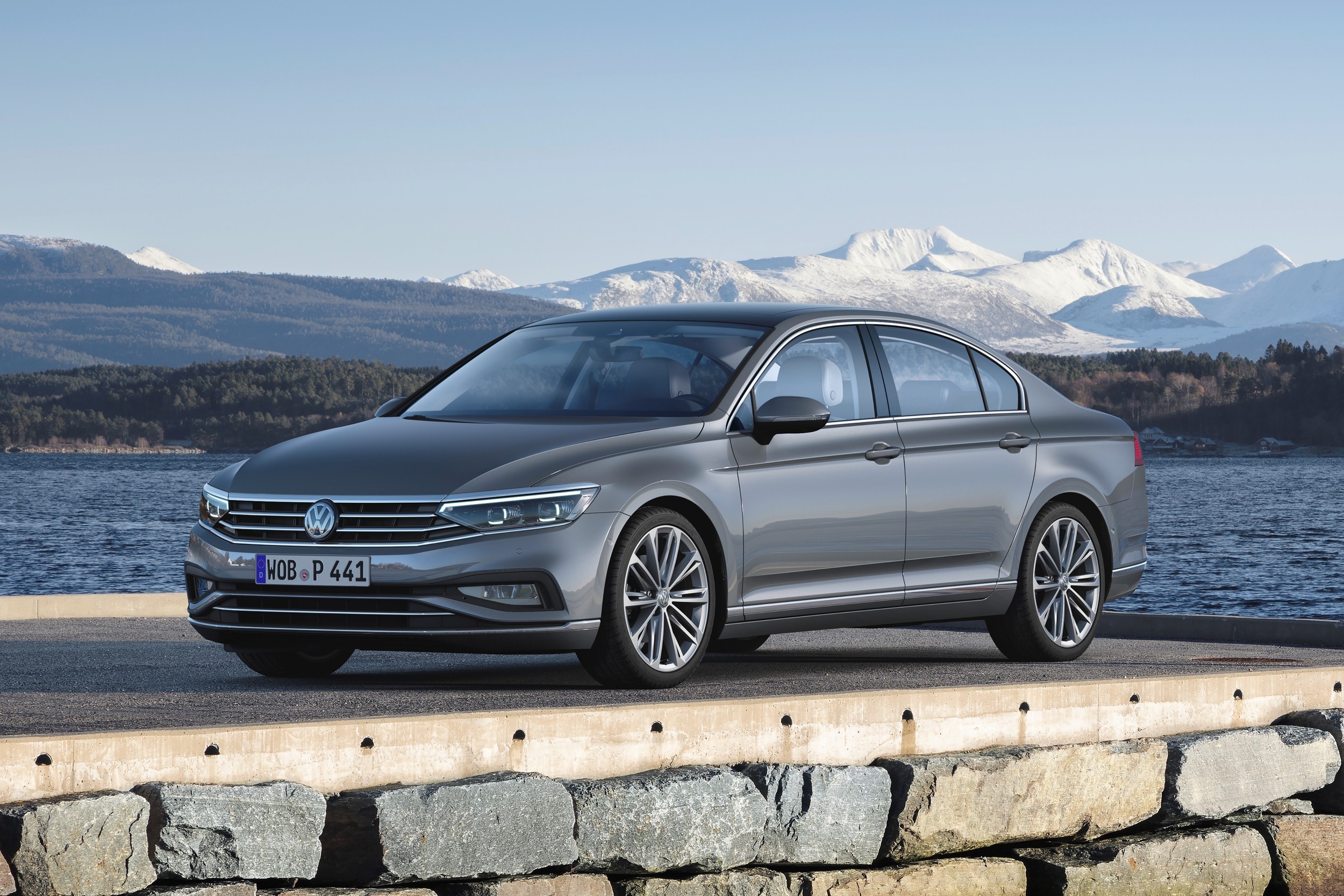 Седан Volkswagen Passat ушёл из Европы. Китайская версия пока в строю