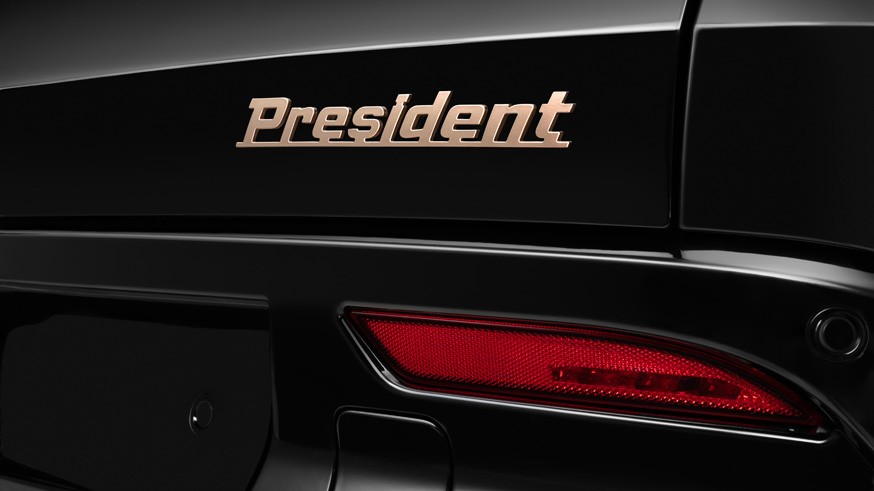 Кроссовер VinFast President на базе прежнего BMW X5 выходит на домашний рынок