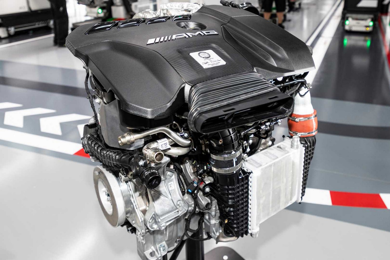 Какие двигатели мерседес самые надежные. Mercedes-AMG m139. M 139 AMG. М139 двигатель Мерседес. Двигатель Мерседес АМГ.