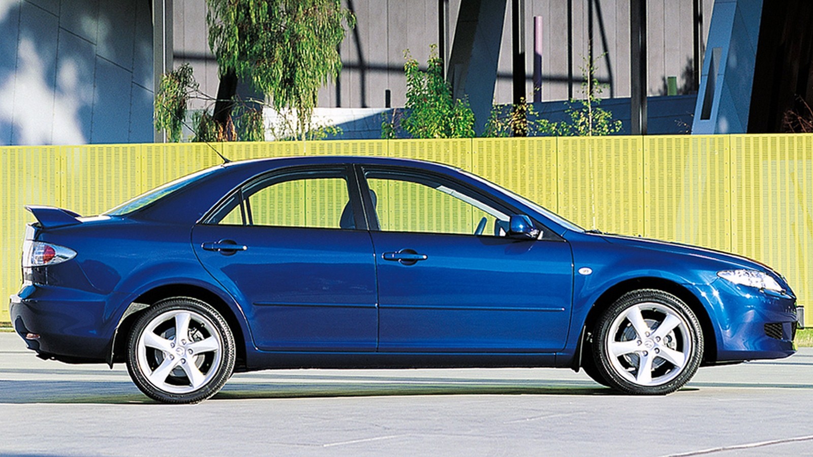 На фото: Mazda6 Sedan (GG) '2002–05
