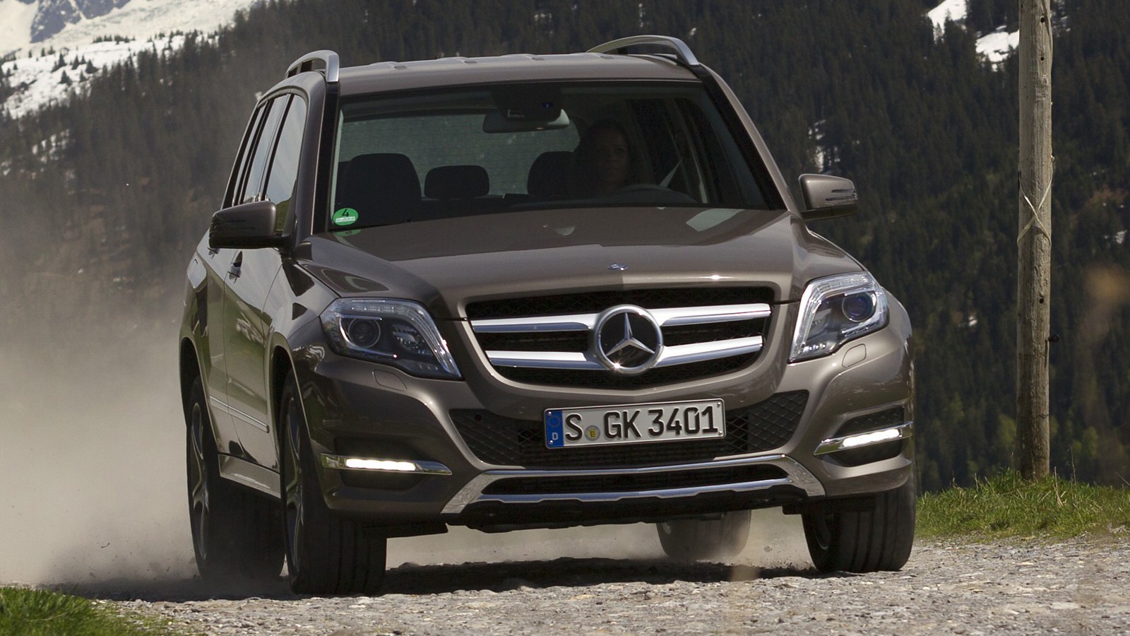 На фото: Mercedes-Benz GLK
