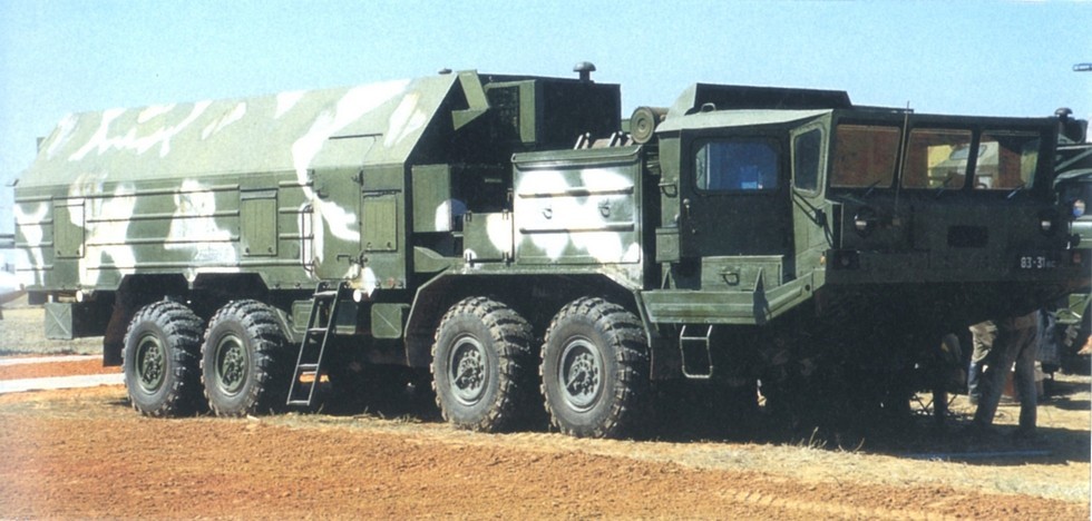 Шасси БАЗ-69501 с кузовом для пункта управления. 1990 год (из архива автора)