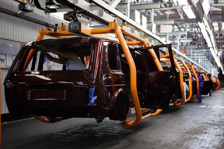 Вопрос кризисного производства автомобилей: в РФ начнут выпускать машины экокласса «Евро-0»