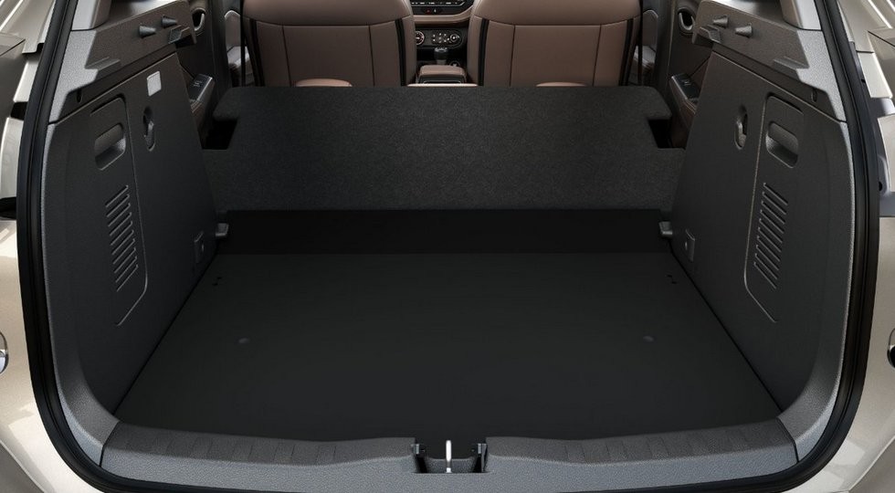 Nissan Kicks на шасси Renault Duster: другой салон и увеличенный ...