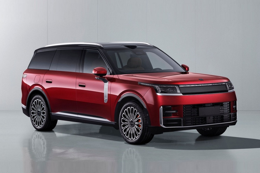 Lynk & Co 900 обновлён через год после премьеры: проще оптика, ещё больше, теперь семь мест