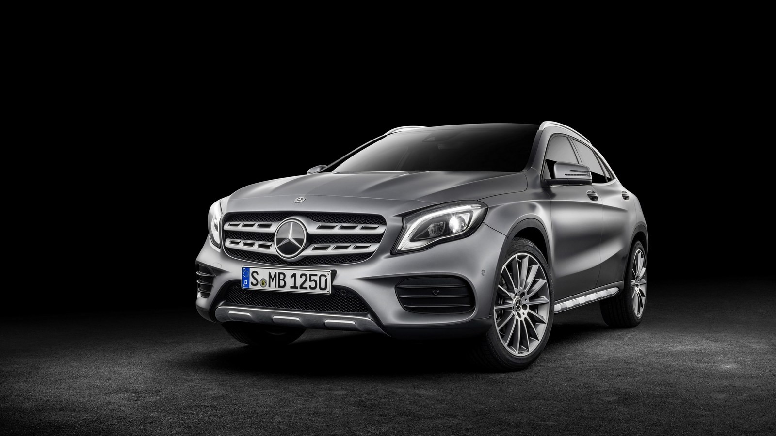 Mercedes-Benz GLA 250 4Matic AMG Line