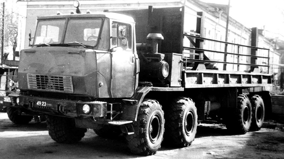 Забытые страсти 8x8: экспериментальные четырехосные грузовики в СССР - – автомобильный журнал