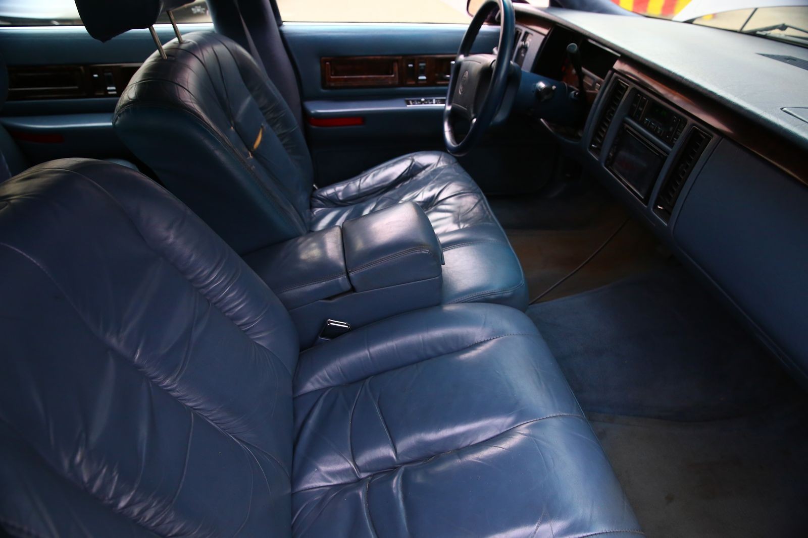Бес в ребро: опыт владения Cadillac Fleetwood 1994 года