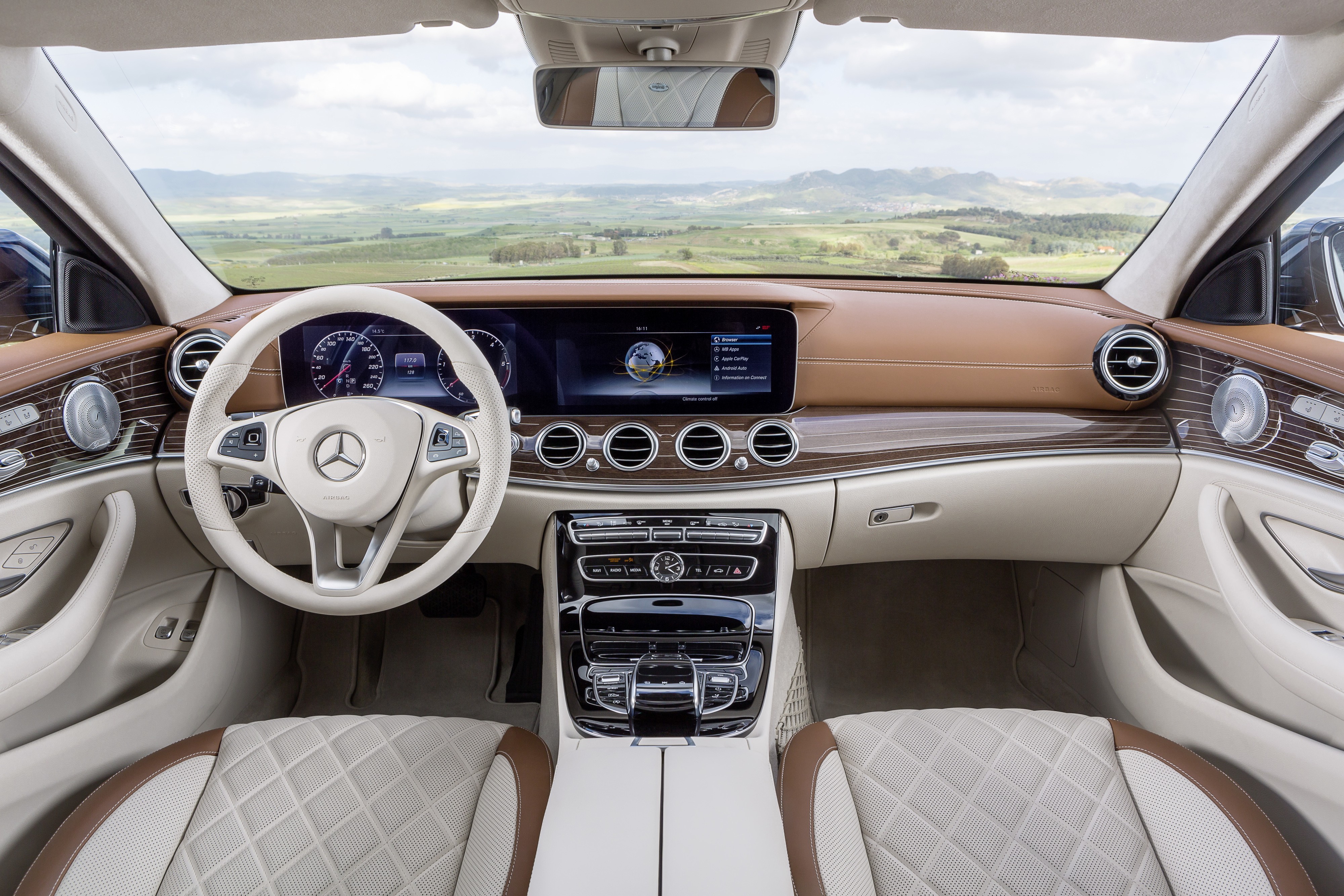 Mercedes-Benz E-Class Estate (BR 213), 2016